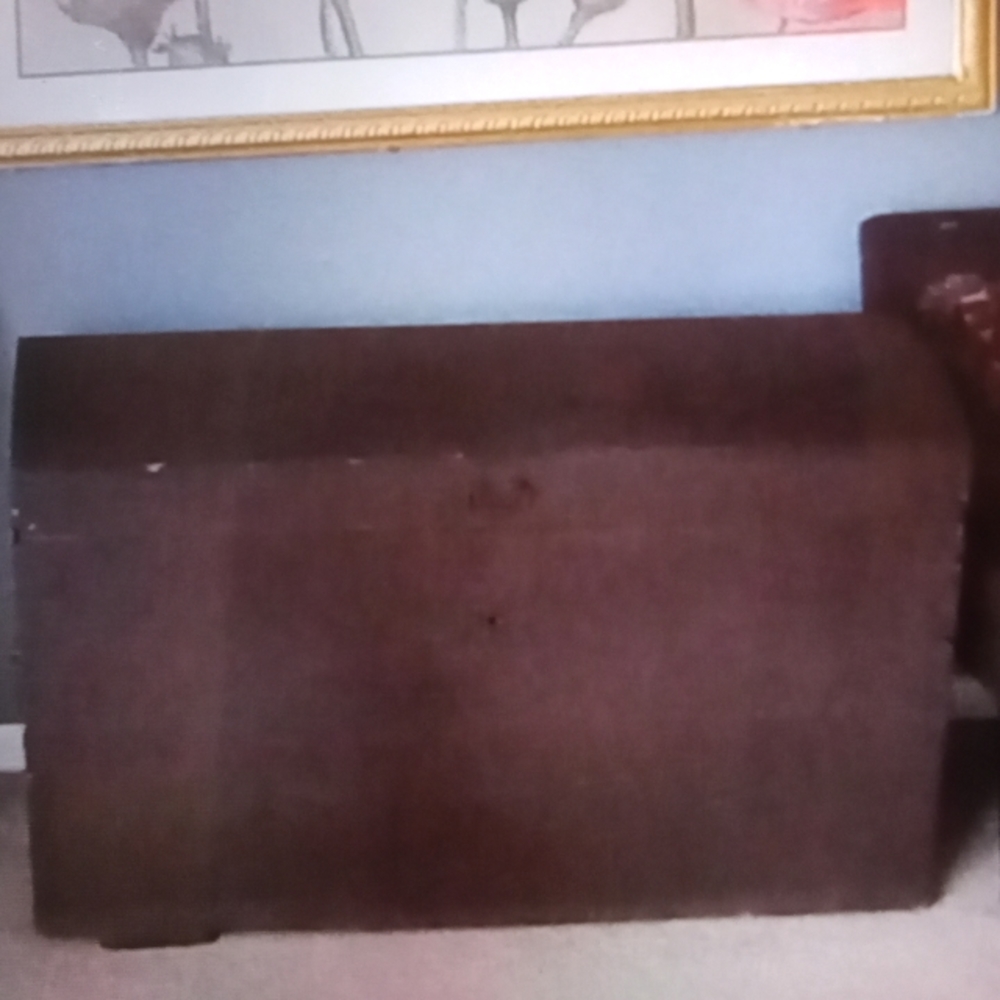 1800 Hope Chest